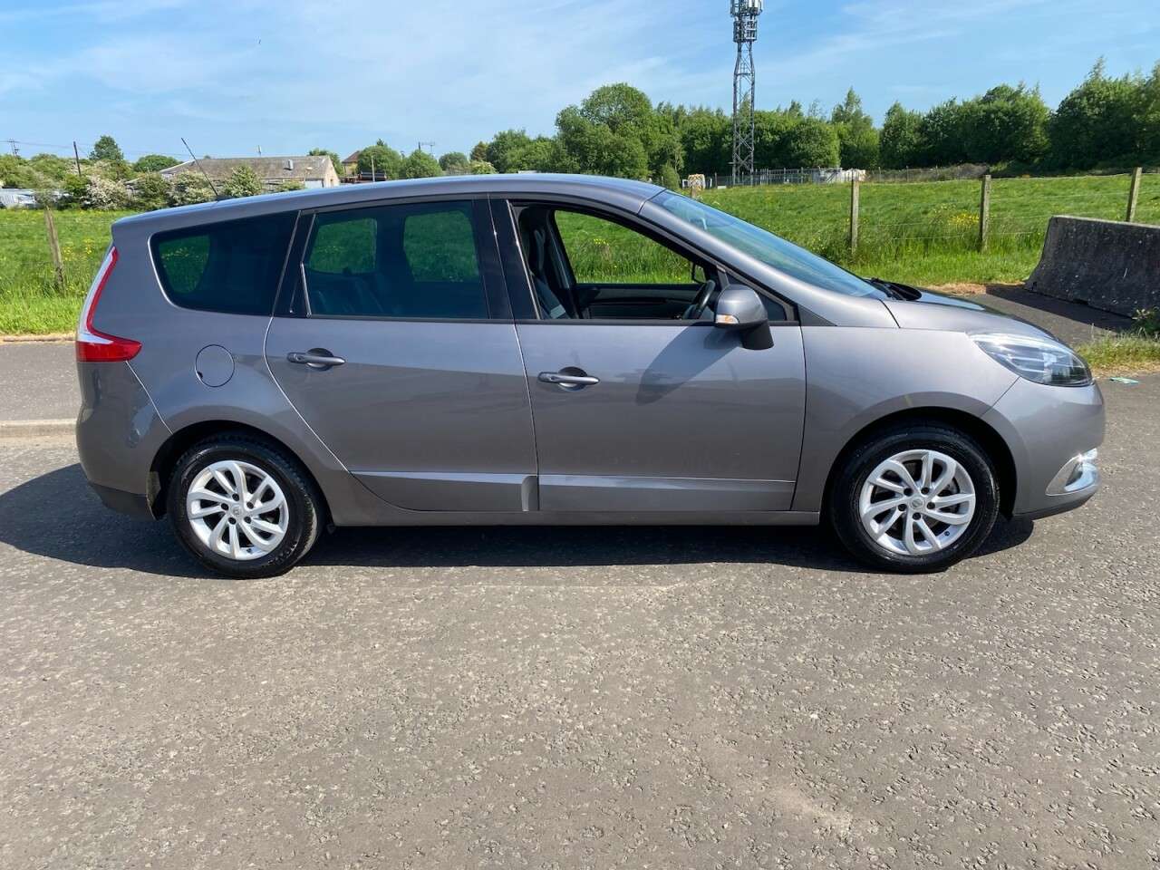 2014 RENAULT GRAND SCENIC 2014 RENAULT GRAND SCENIC