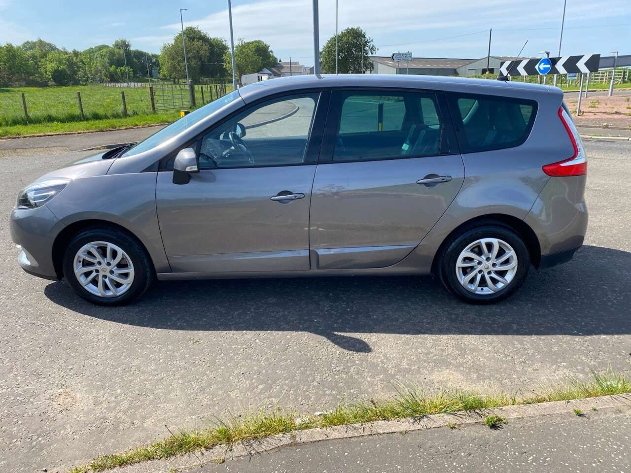 2014 RENAULT GRAND SCENIC 2014 RENAULT GRAND SCENIC