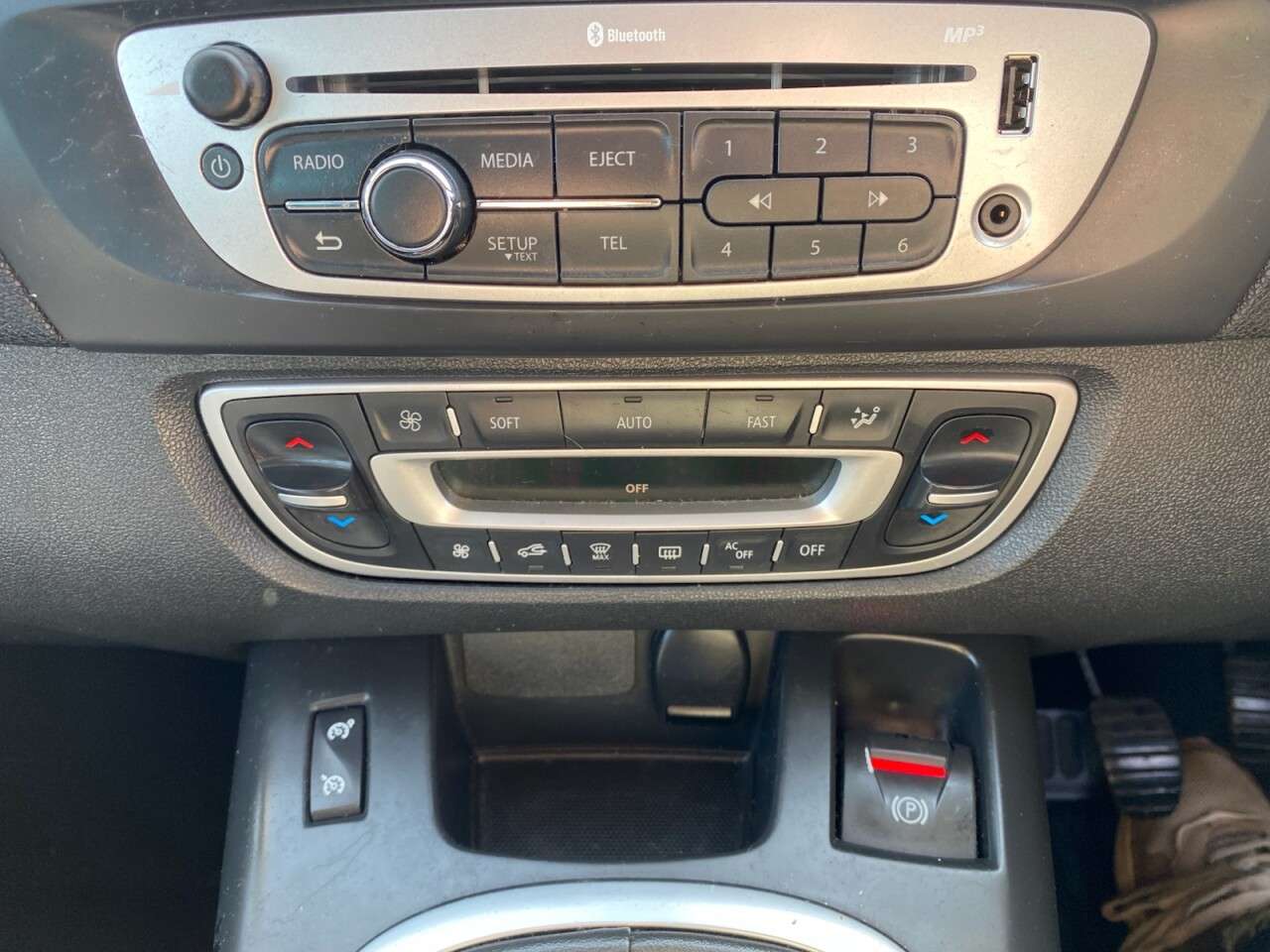 2014 RENAULT GRAND SCENIC 2014 RENAULT GRAND SCENIC