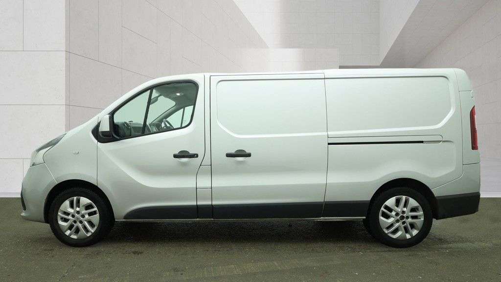 2017 RENAULT TRAFIC 2017 RENAULT TRAFIC