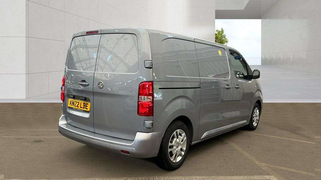 A 2022 VAUXHALL VIVARO 1.5 Turbo D 2700 SPORTIVE NO VAT VAN Euro 6 (s/s) (120 ps) A 2022 VAUXHALL VIVARO 1.5 Turbo D 2700 SPORTIVE NO VAT VAN Euro 6 (s/s) (120 ps)
