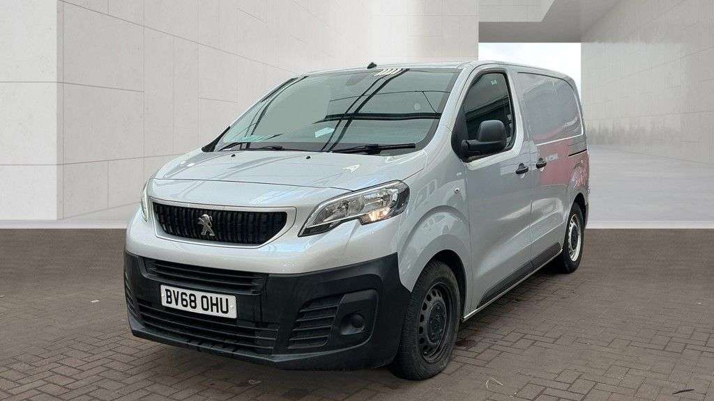 A 2019 PEUGEOT EXPERT 1.6 BlueHDi 1000 Professional Compact NO VAT VAN SWB Euro 6 (95 ps) A 2019 PEUGEOT EXPERT 1.6 BlueHDi 1000 Professional Compact NO VAT VAN SWB Euro 6 (95 ps)