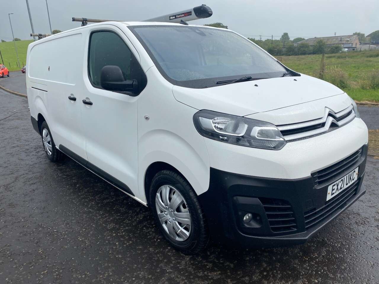 A 2021 CITROEN DISPATCH 2.0 BlueHDi 1400 Enterprise XL LWB NO VAT VAN Euro 6 (s/s) (120 ps) A 2021 CITROEN DISPATCH 2.0 BlueHDi 1400 Enterprise XL LWB NO VAT VAN Euro 6 (s/s) (120 ps)