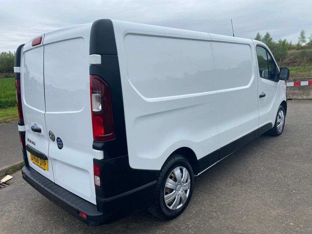A 2018 VAUXHALL VIVARO 1.6 CDTi 2900 NO VAT LWB VAN L2 H1 Euro 6 (120 ps) A 2018 VAUXHALL VIVARO 1.6 CDTi 2900 NO VAT LWB VAN L2 H1 Euro 6 (120 ps)