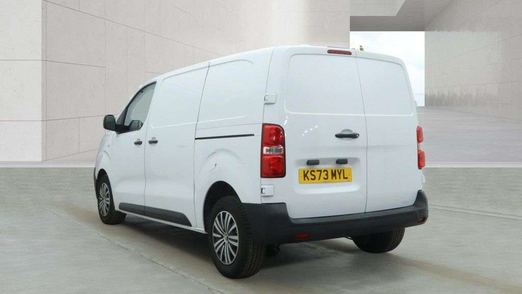 A 2023 CITROEN DISPATCH 1.5 BlueHDi 1000 Enterprise Edition M NO VAT VAN Euro 6 (s/s) (100 ps) A 2023 CITROEN DISPATCH 1.5 BlueHDi 1000 Enterprise Edition M NO VAT VAN Euro 6 (s/s) (100 ps)