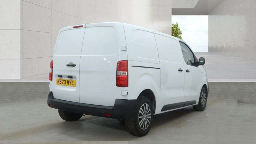 A 2023 CITROEN DISPATCH 1.5 BlueHDi 1000 Enterprise Edition M NO VAT VAN Euro 6 (s/s) (100 ps) A 2023 CITROEN DISPATCH 1.5 BlueHDi 1000 Enterprise Edition M NO VAT VAN Euro 6 (s/s) (100 ps)