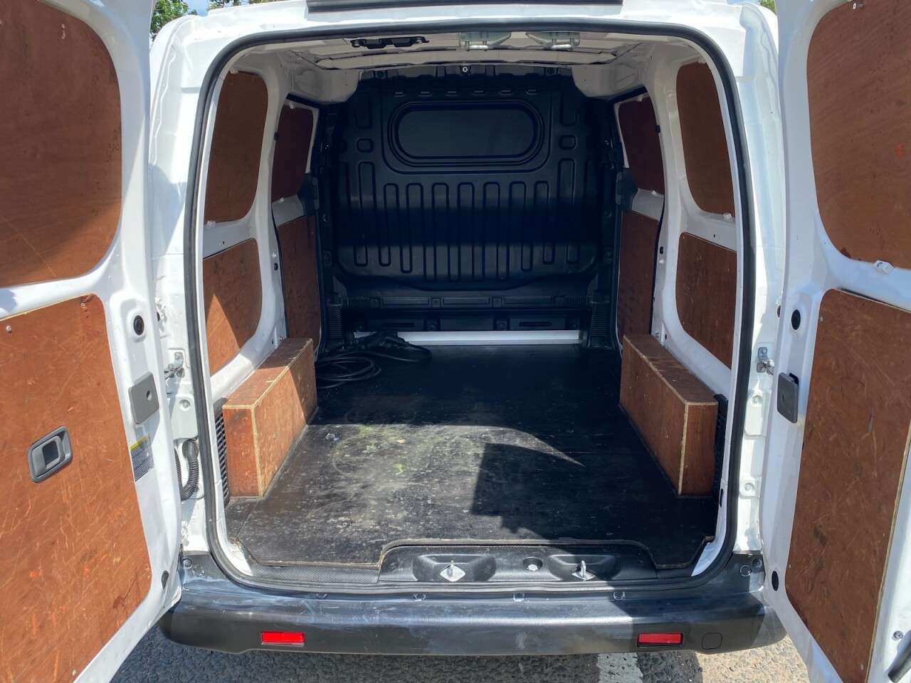 2021 NISSAN E-NV200 2021 NISSAN E-NV200
