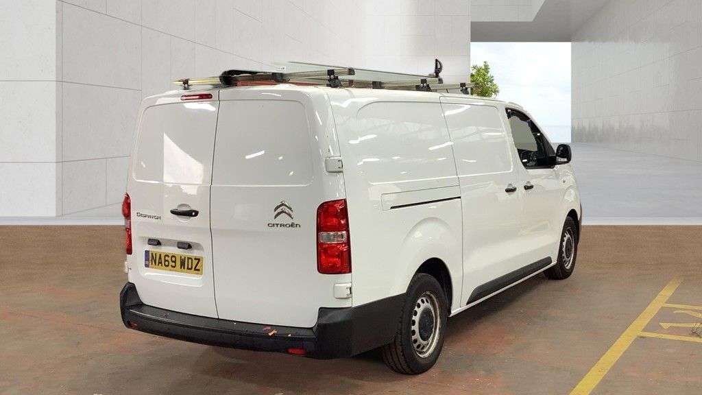 A 2020 CITROEN DISPATCH 1.5 BlueHDi 1200 X XL NO VAT LWB VAN Euro 6 (s/s) (100 ps) A 2020 CITROEN DISPATCH 1.5 BlueHDi 1200 X XL NO VAT LWB VAN Euro 6 (s/s) (100 ps)