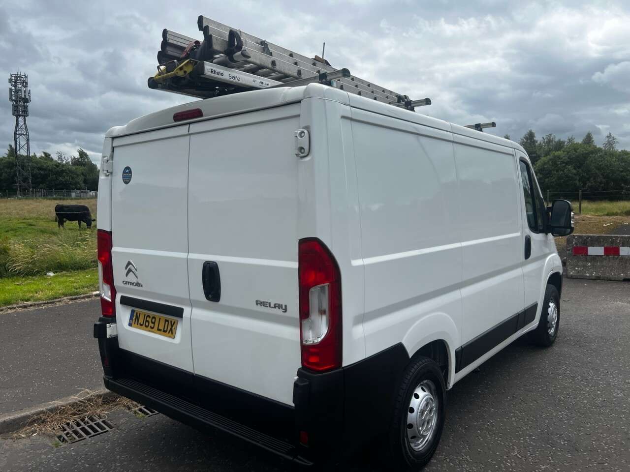 A 2020 CITROEN RELAY 2.2 BlueHDi 33 X L1 H1 NO VAT VAN Euro 6 (s/s) (120 ps) A 2020 CITROEN RELAY 2.2 BlueHDi 33 X L1 H1 NO VAT VAN Euro 6 (s/s) (120 ps)