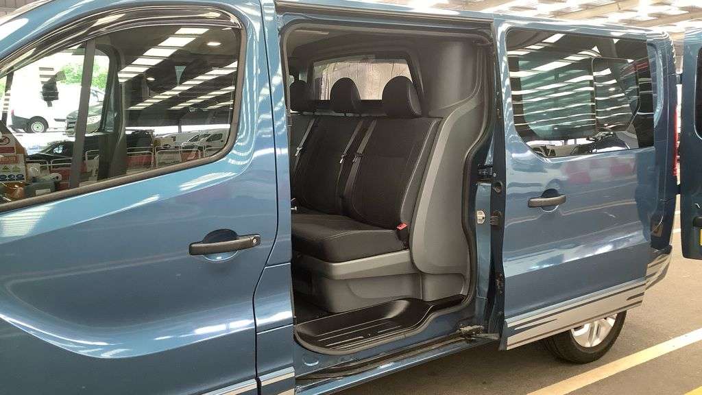 2018 VAUXHALL VIVARO 2018 VAUXHALL VIVARO