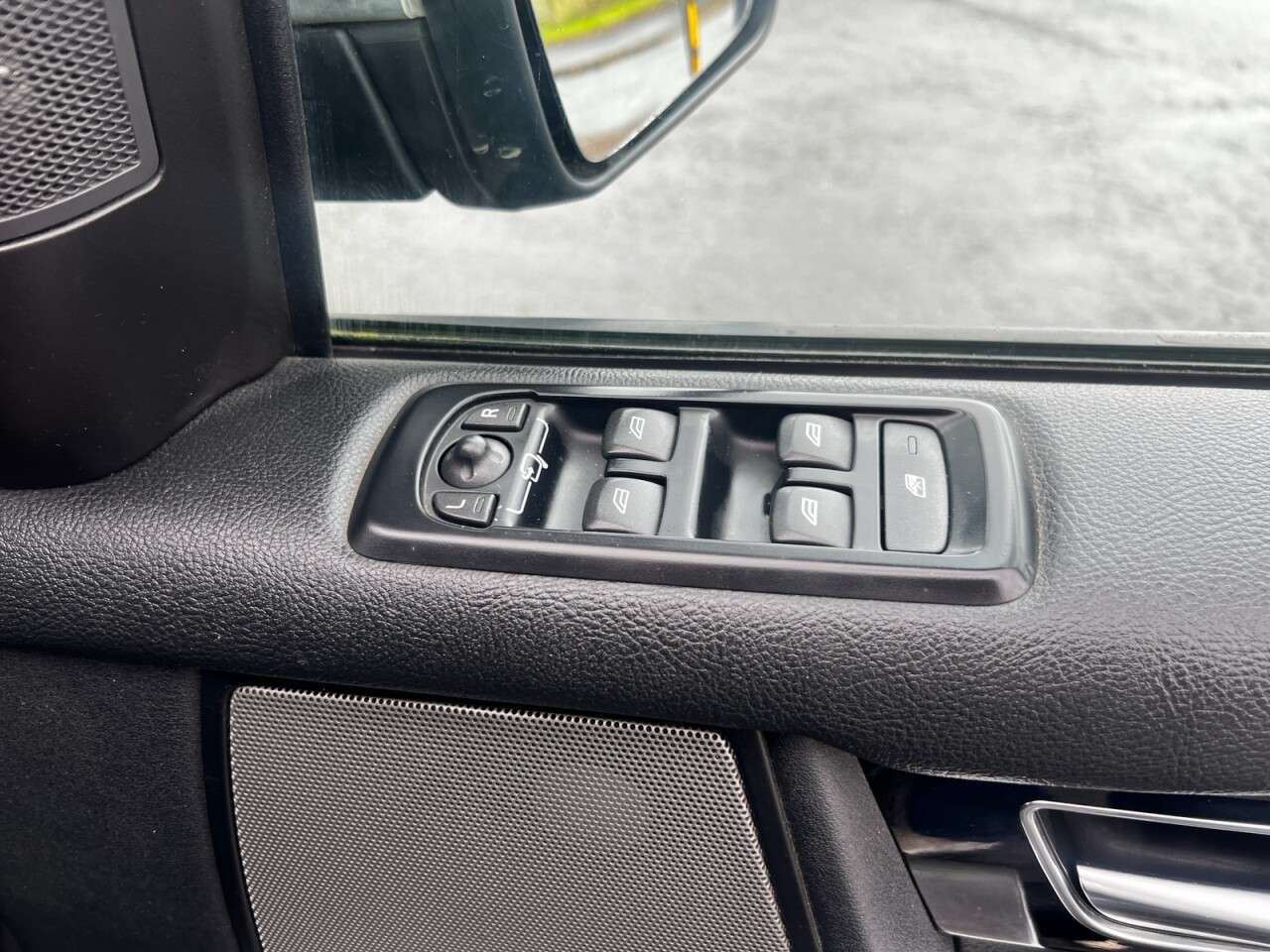 2012 LAND ROVER DISCOVERY 4 2012 LAND ROVER DISCOVERY 4