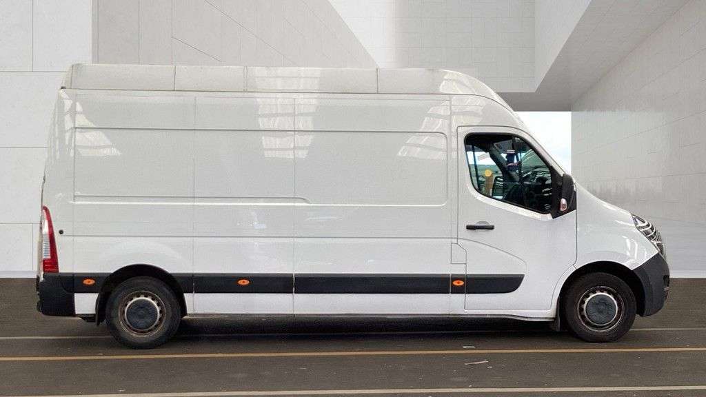 A 2021 VAUXHALL MOVANO 2.3 CDTi 3500 BiTurbo Edition TAILLIFT NO VAT L3 H3 Euro 6 (135 ps) TAIL LI A 2021 VAUXHALL MOVANO 2.3 CDTi 3500 BiTurbo Edition TAILLIFT NO VAT L3 H3 Euro 6 (135 ps) TAIL LI