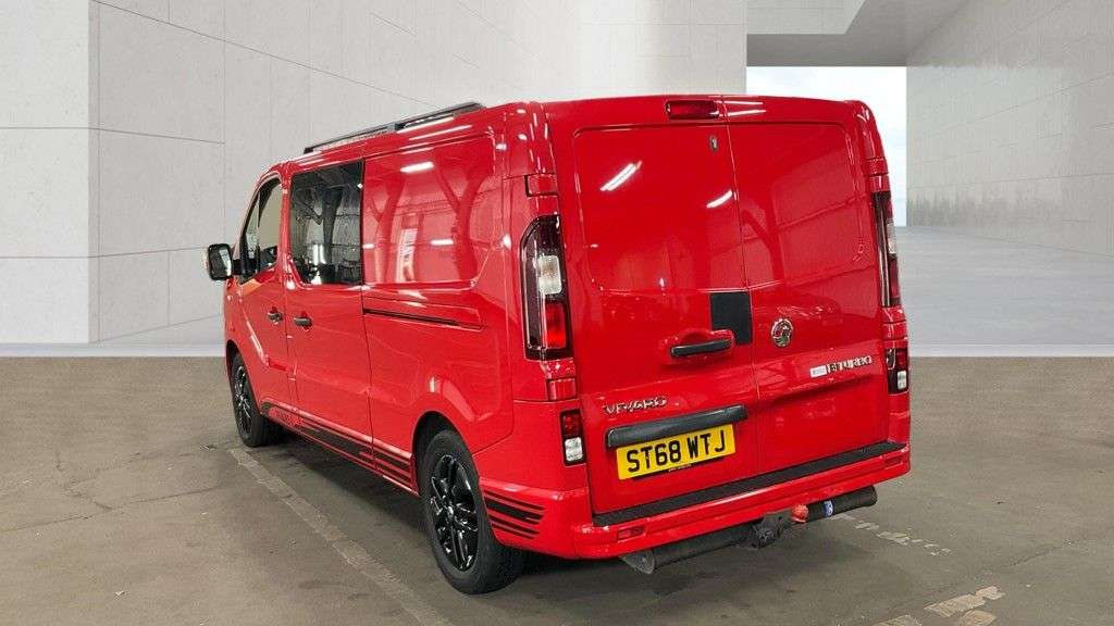 A 2018 VAUXHALL VIVARO 1.6 CDTi 2900 Limited Edition NAV LWB 6 SEAT NO VAT VAN L2 H1 Euro 6 (s/s) A 2018 VAUXHALL VIVARO 1.6 CDTi 2900 Limited Edition NAV LWB 6 SEAT NO VAT VAN L2 H1 Euro 6 (s/s)