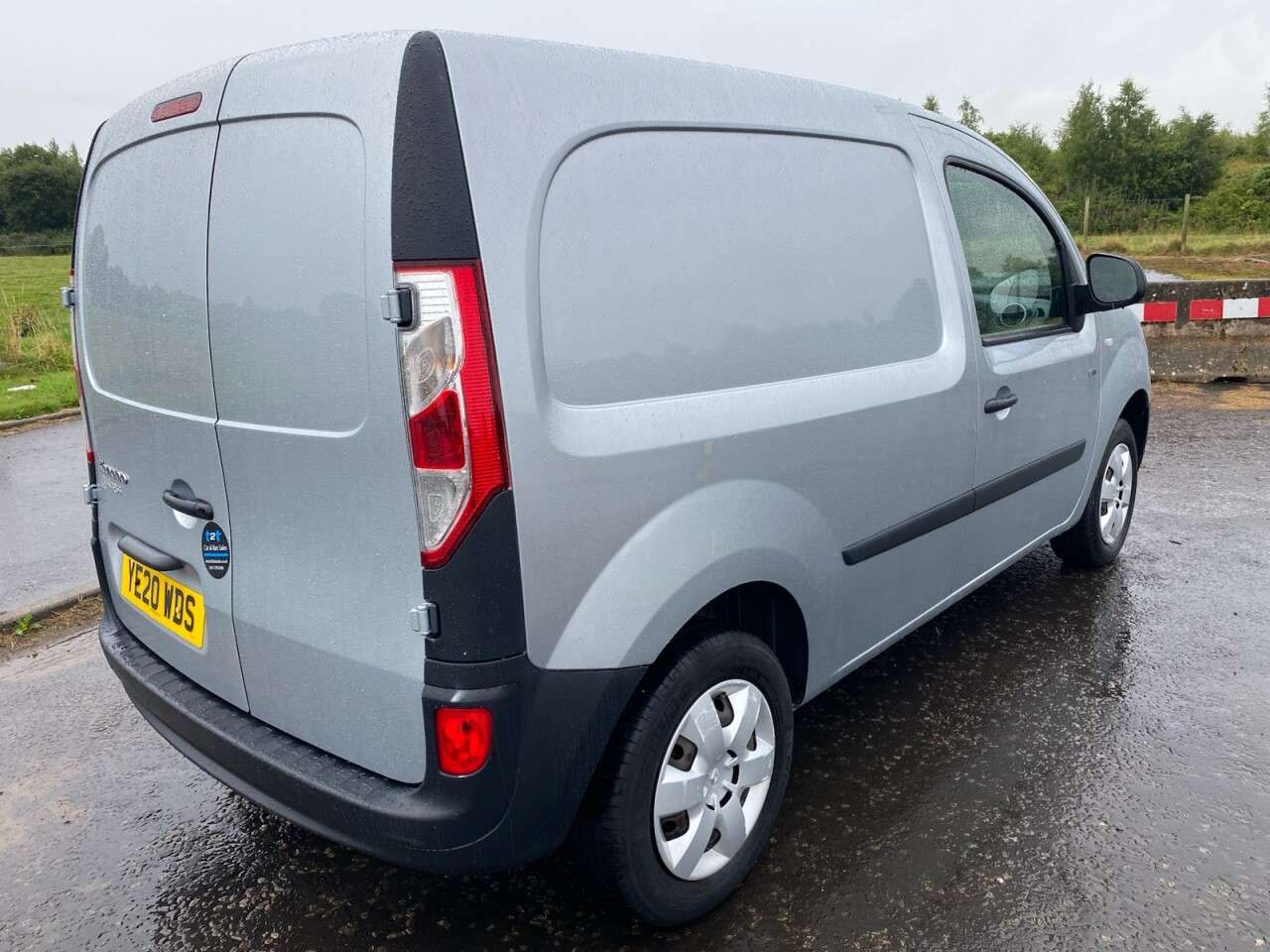 A 2020 RENAULT KANGOO ZE ML20 33kWh Business NO VAT VAN Electric Auto MWB (i) (60 ps) IMMACULATE A 2020 RENAULT KANGOO ZE ML20 33kWh Business NO VAT VAN Electric Auto MWB (i) (60 ps) IMMACULATE