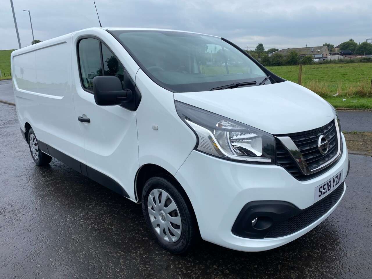 A 2018 NISSAN NV300 1.6 dCi 1.2t Acenta LWB NO VAT VAN L2 H1 Euro 6 (120 ps) A 2018 NISSAN NV300 1.6 dCi 1.2t Acenta LWB NO VAT VAN L2 H1 Euro 6 (120 ps)