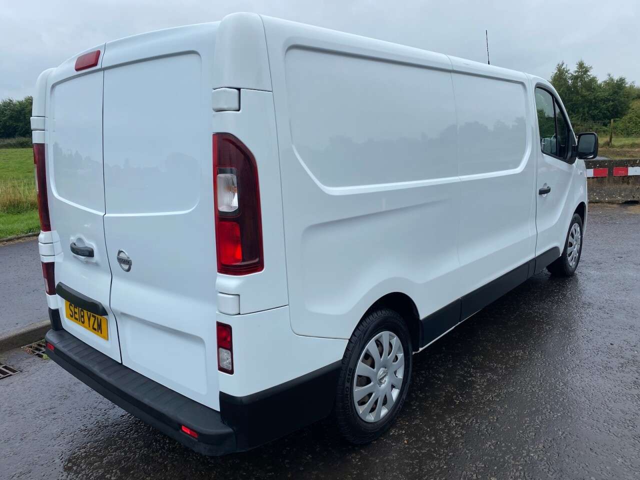 A 2018 NISSAN NV300 1.6 dCi 1.2t Acenta LWB NO VAT VAN L2 H1 Euro 6 (120 ps) A 2018 NISSAN NV300 1.6 dCi 1.2t Acenta LWB NO VAT VAN L2 H1 Euro 6 (120 ps)