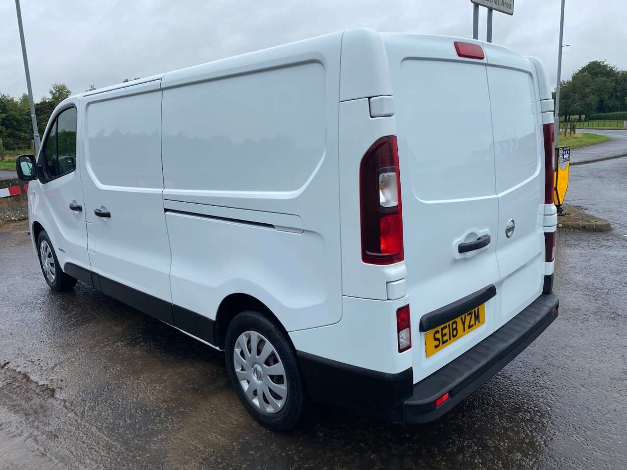 2018 NISSAN NV300 2018 NISSAN NV300