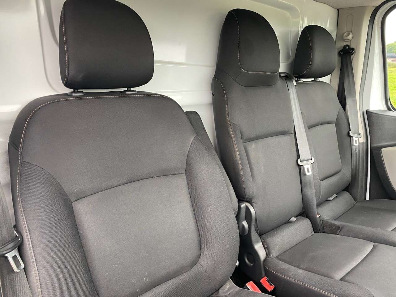 2018 NISSAN NV300 2018 NISSAN NV300