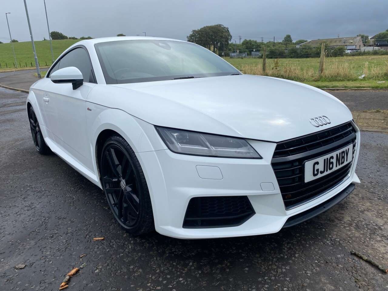 A 2016 AUDI TT 2.0 TFSI S line Coupe 3dr Petrol S Tronic Euro 6 (s/s) (230 ps) A 2016 AUDI TT 2.0 TFSI S line Coupe 3dr Petrol S Tronic Euro 6 (s/s) (230 ps)