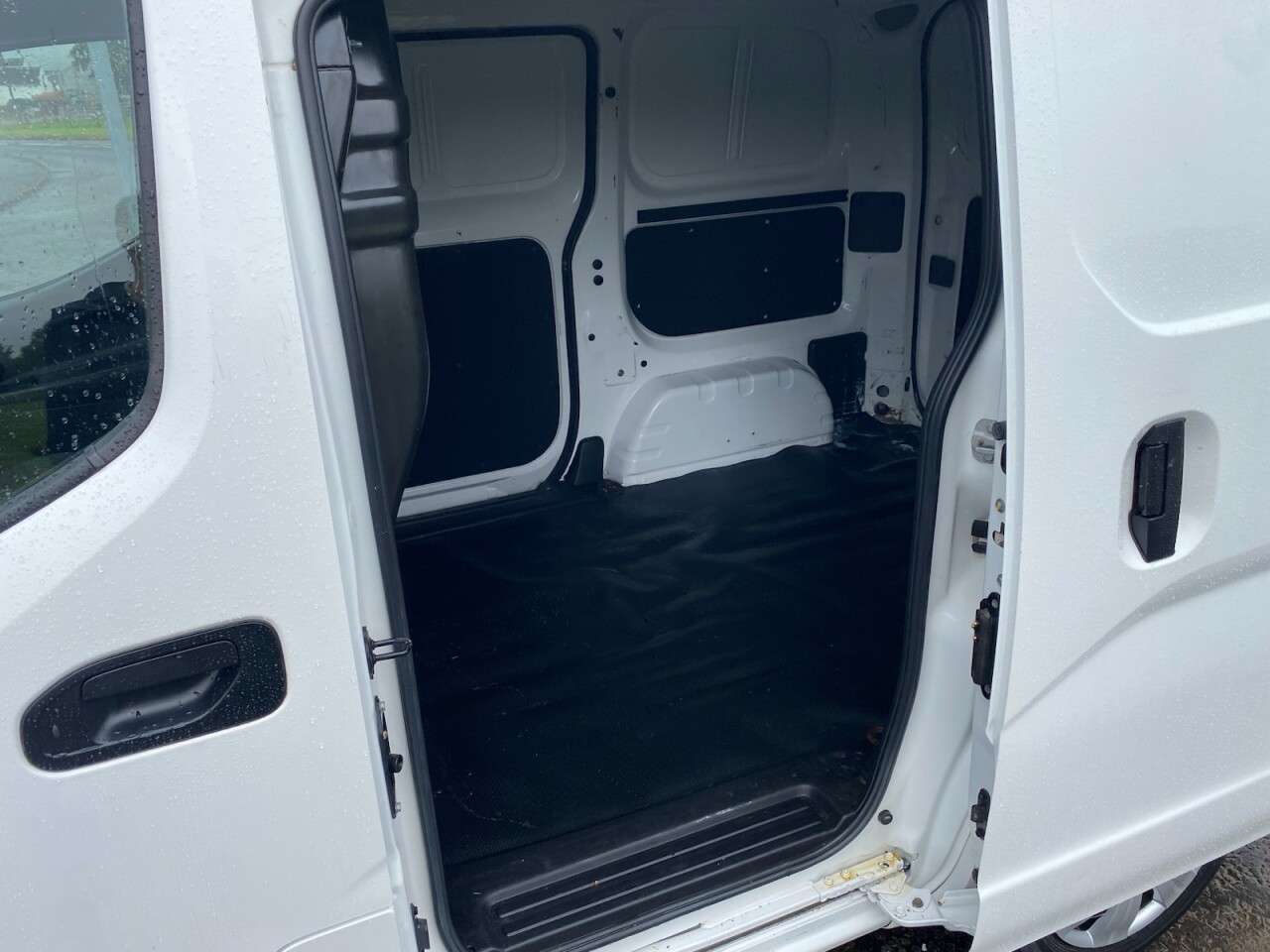 2022 NISSAN E-NV200 2022 NISSAN E-NV200