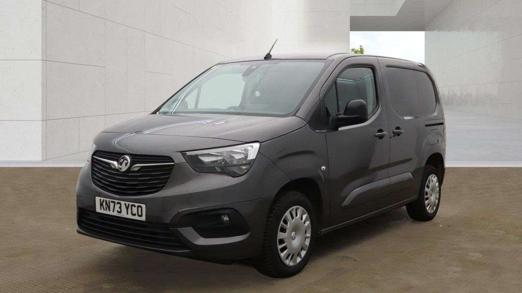 A 2023 VAUXHALL COMBO 1.5 Turbo D 2300 Pro NAV NO VAT IMMACULATE VAN Euro 6 (s/s) (100 ps) IMMACU A 2023 VAUXHALL COMBO 1.5 Turbo D 2300 Pro NAV NO VAT IMMACULATE VAN Euro 6 (s/s) (100 ps) IMMACU