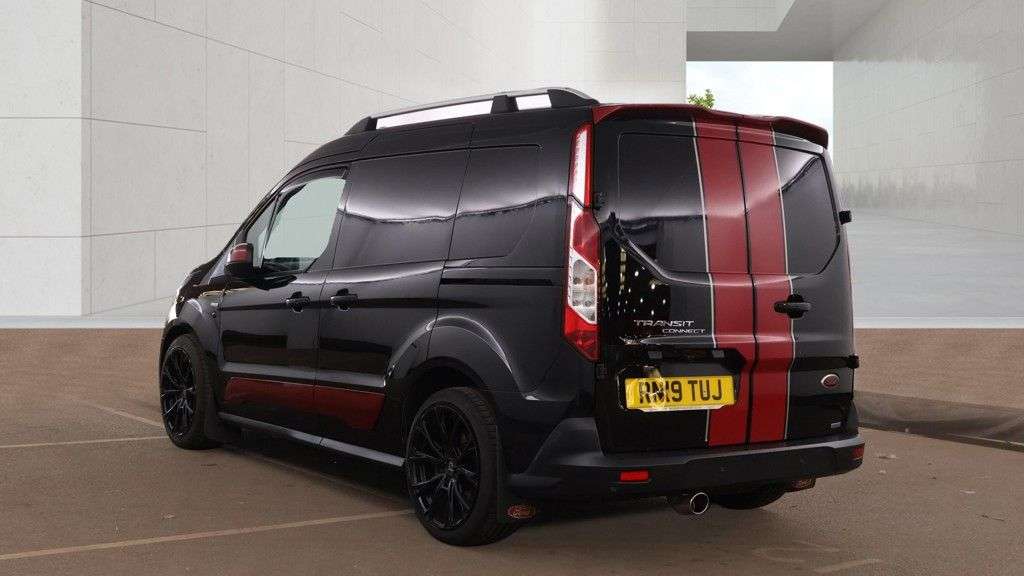 A 2019 FORD TRANSIT CONNECT 1.5 200 EcoBlue LIMITED NO VAT STUNNING NO VAT AUTO VAN Euro 6 (s/s) (120 p A 2019 FORD TRANSIT CONNECT 1.5 200 EcoBlue LIMITED NO VAT STUNNING NO VAT AUTO VAN Euro 6 (s/s) (120 p