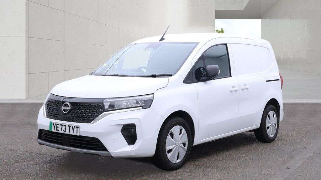 A 2023 NISSAN TOWNSTAR 45kWh TEKNA NAV PRISTINE NO VAT VAN Electric Auto L1 (122 ps) PRISTINE COND A 2023 NISSAN TOWNSTAR 45kWh TEKNA NAV PRISTINE NO VAT VAN Electric Auto L1 (122 ps) PRISTINE COND
