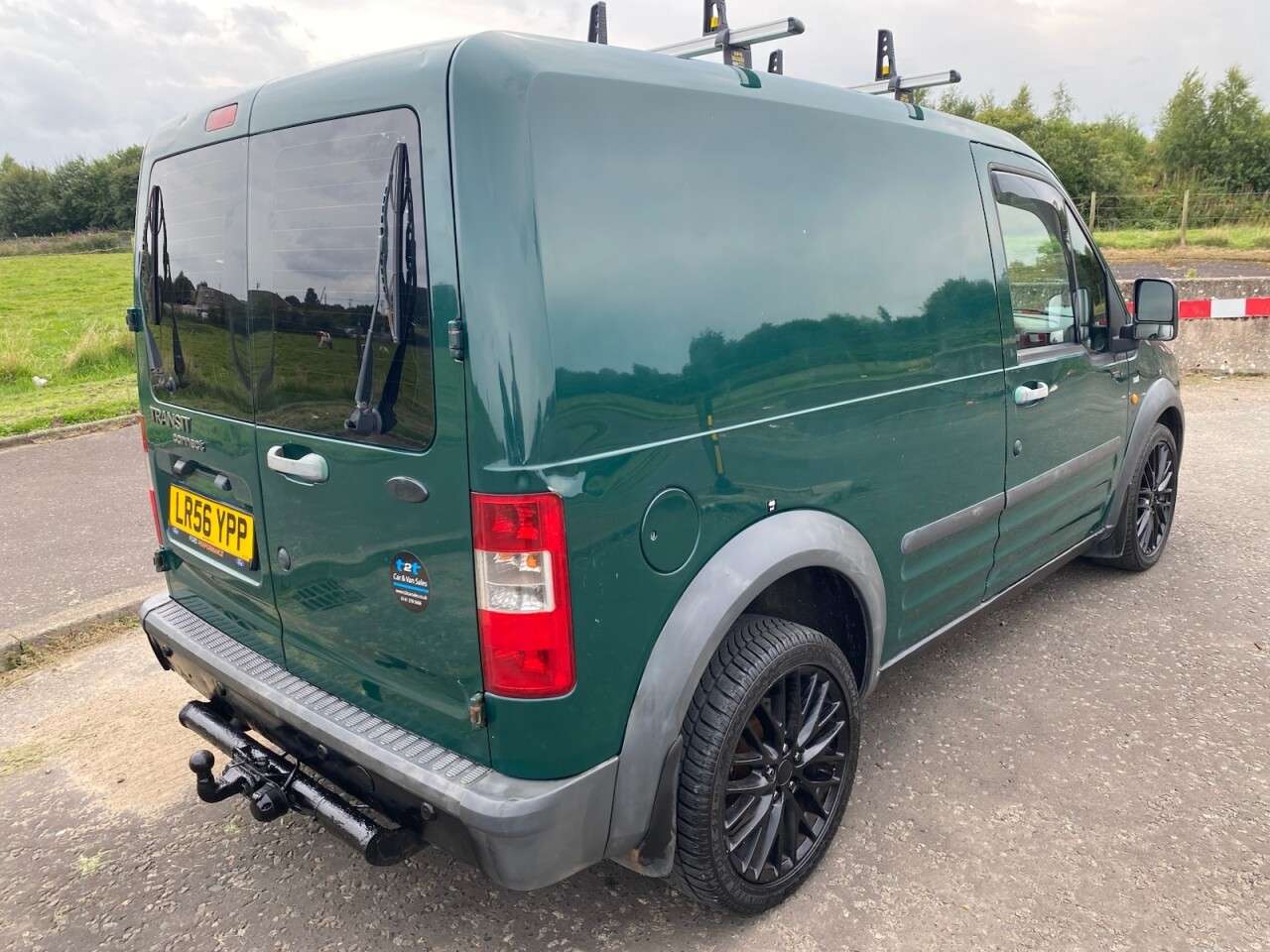 A 2006 FORD TRANSIT CONNECT 1.8 TDCi T220 LX NO VAT VAN (89 bhp) A 2006 FORD TRANSIT CONNECT 1.8 TDCi T220 LX NO VAT VAN (89 bhp)