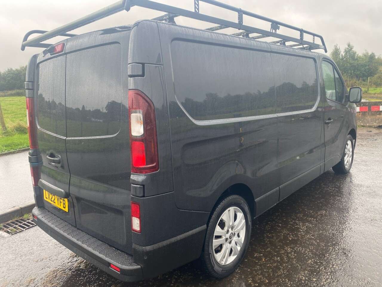 A 2022 RENAULT TRAFIC 2.0 dCi Blue LL30 SPORT NAV LWB L2 H1 Euro 6 (s/s) (130 ps) IMMACULATE COND A 2022 RENAULT TRAFIC 2.0 dCi Blue LL30 SPORT NAV LWB L2 H1 Euro 6 (s/s) (130 ps) IMMACULATE COND