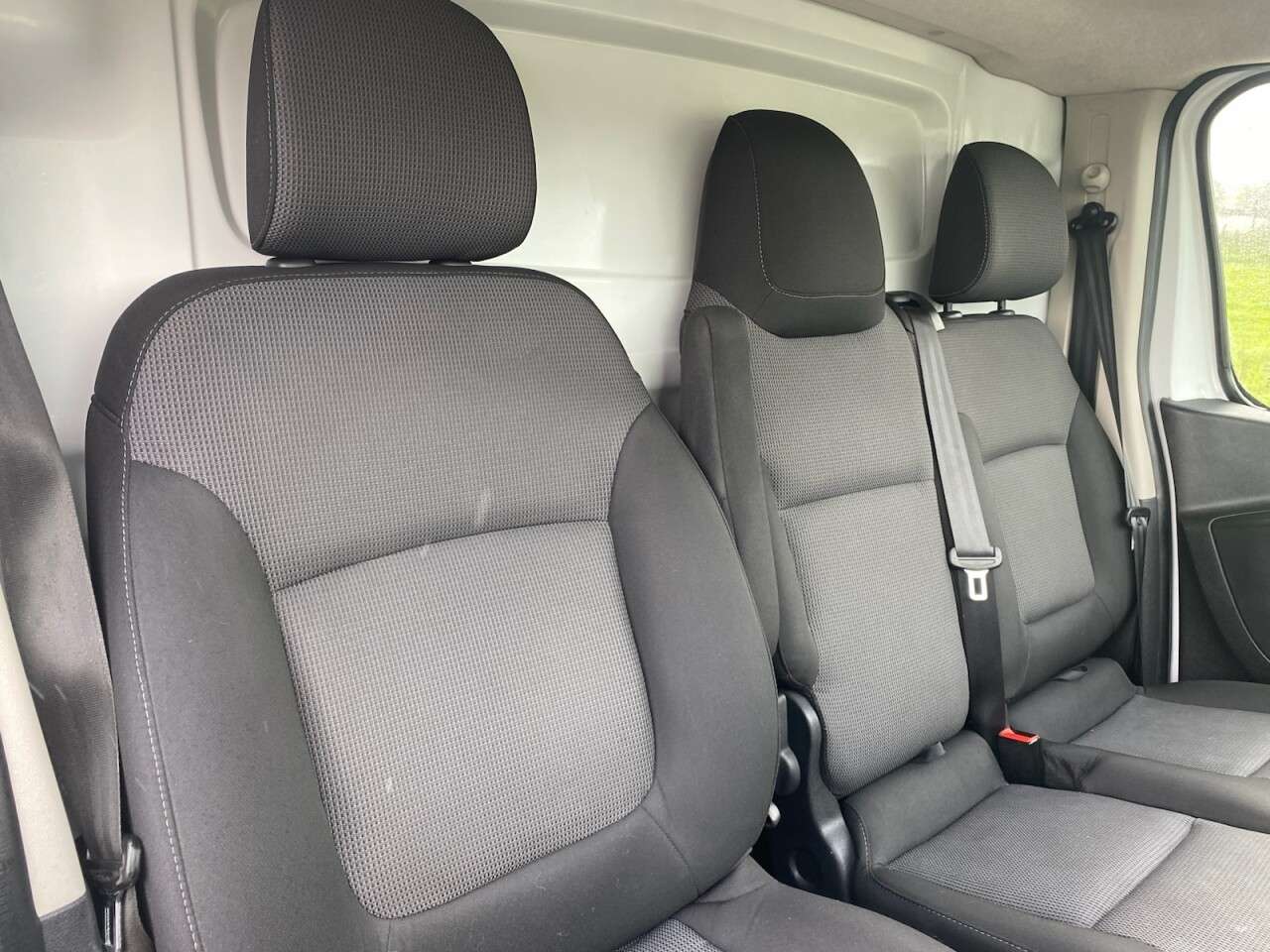 2021 RENAULT TRAFIC 2021 RENAULT TRAFIC