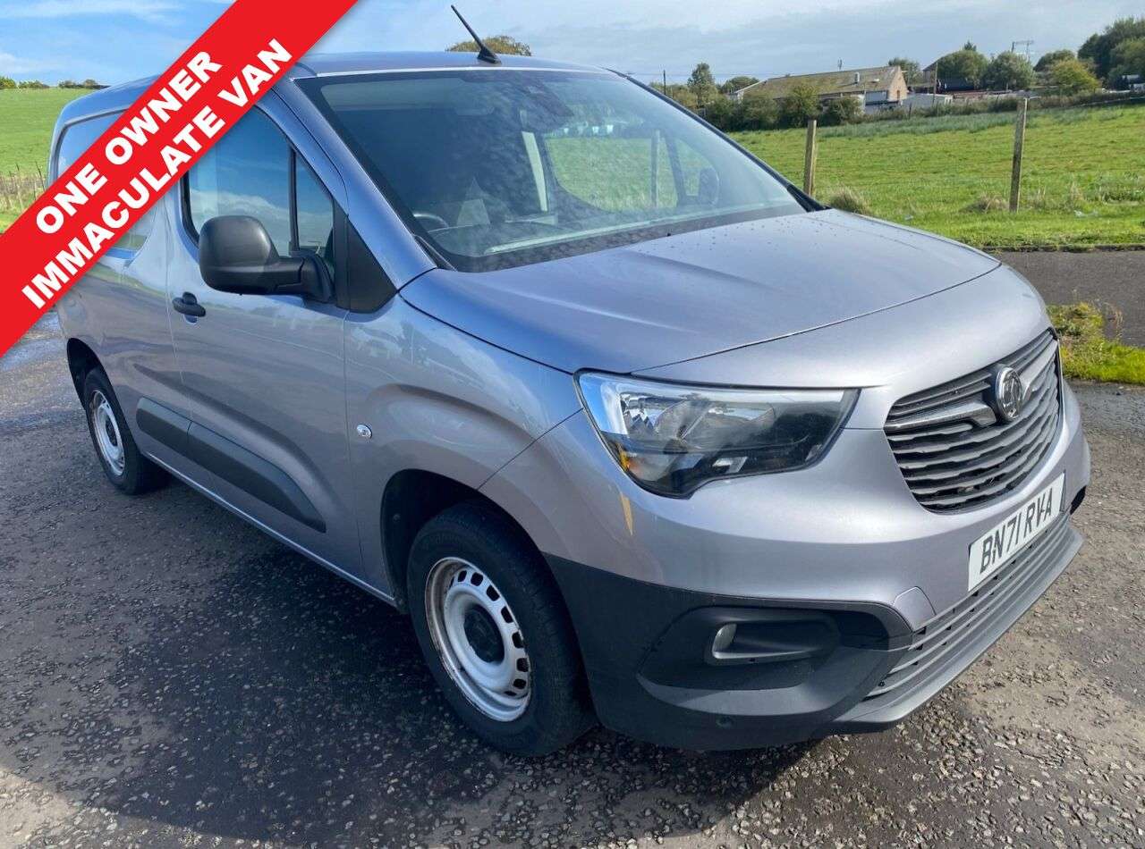 A 2021 VAUXHALL COMBO 1.5 Turbo D 2000 EDITION NO VAT VAN Euro 6 (100 ps) IMMACULATE CONDITION A 2021 VAUXHALL COMBO 1.5 Turbo D 2000 EDITION NO VAT VAN Euro 6 (100 ps) IMMACULATE CONDITION