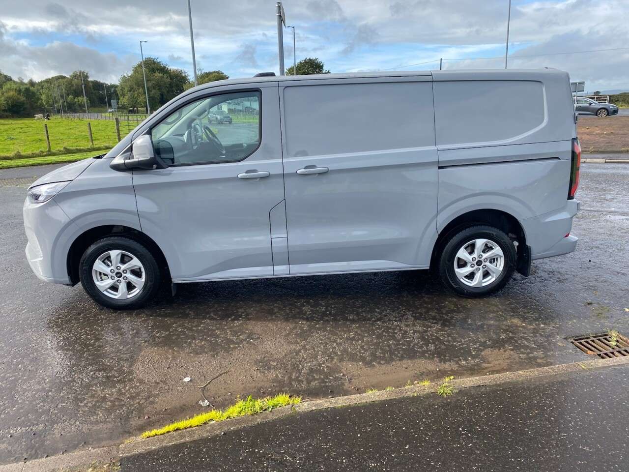 2026 FORD E-TRANSIT CUSTOM 2026 FORD E-TRANSIT CUSTOM