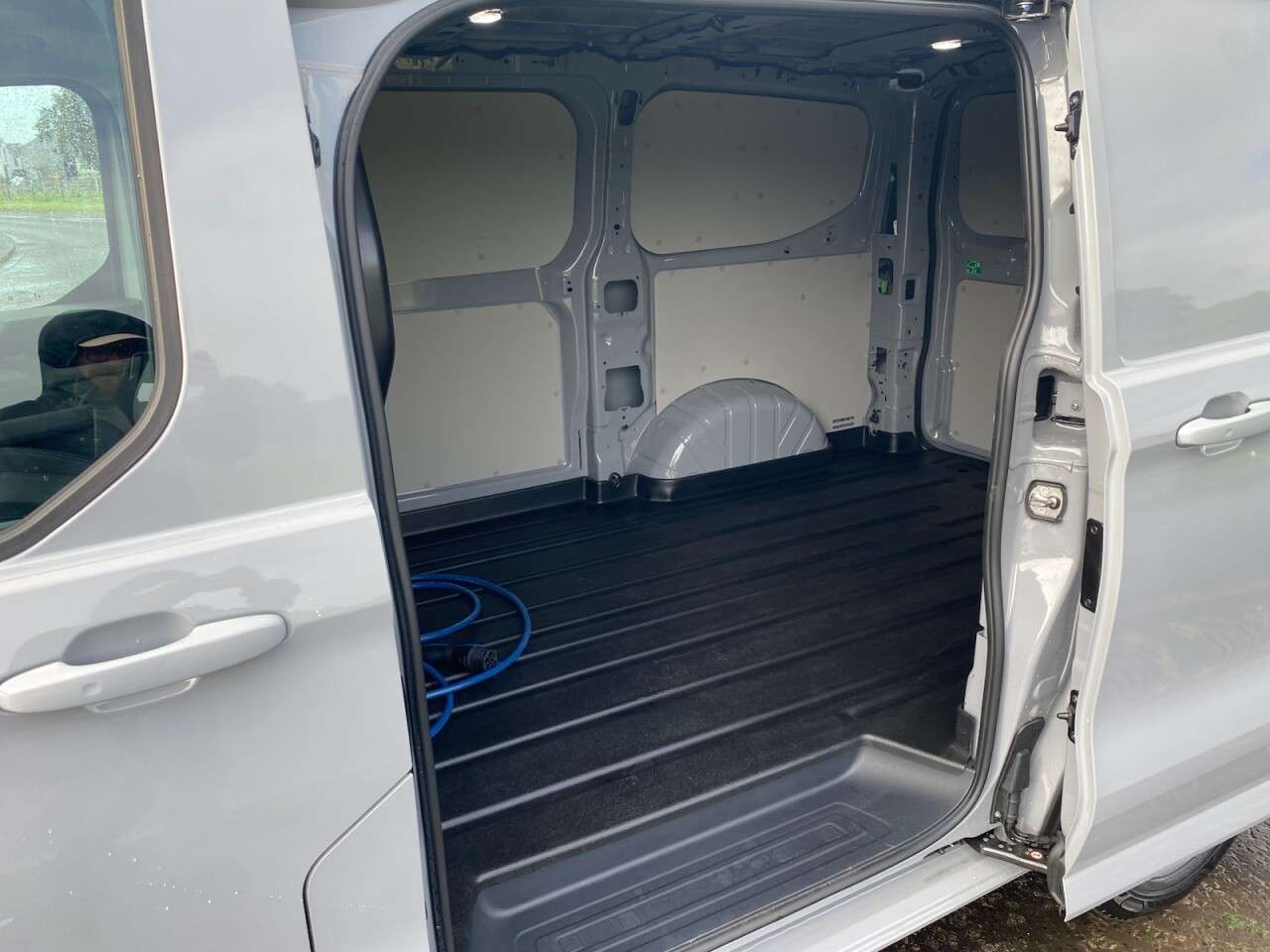 2026 FORD E-TRANSIT CUSTOM 2026 FORD E-TRANSIT CUSTOM