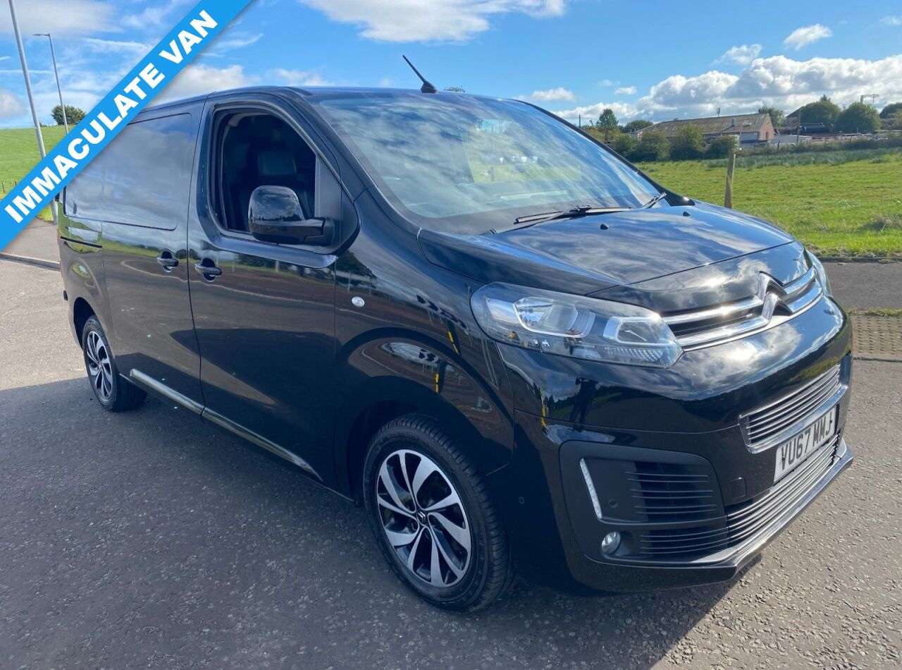 A 2017 CITROEN DISPATCH 2.0 BlueHDi 1400 Enterprise Plus NAV NO VAT VAN Euro 6 (s/s) (120 ps) IMMAC A 2017 CITROEN DISPATCH 2.0 BlueHDi 1400 Enterprise Plus NAV NO VAT VAN Euro 6 (s/s) (120 ps) IMMAC