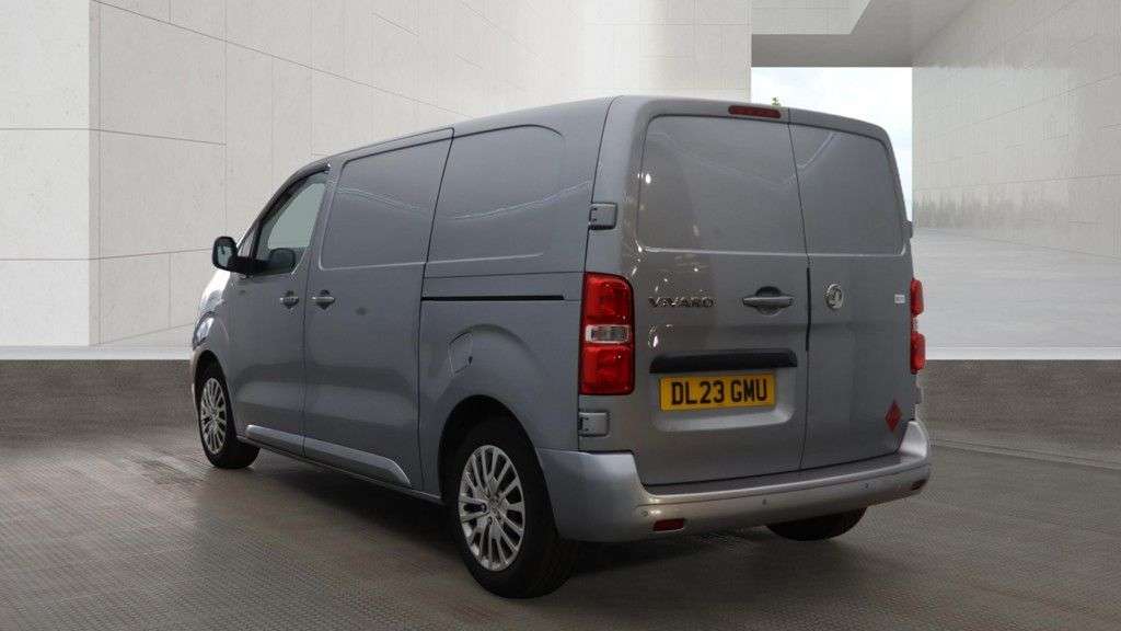 A 2023 VAUXHALL VIVARO 1.5 Turbo D 2700 PRO NAV NO VAT VAN Euro 6 (s/s) (120 ps) IMMACULATE CONDIT A 2023 VAUXHALL VIVARO 1.5 Turbo D 2700 PRO NAV NO VAT VAN Euro 6 (s/s) (120 ps) IMMACULATE CONDIT