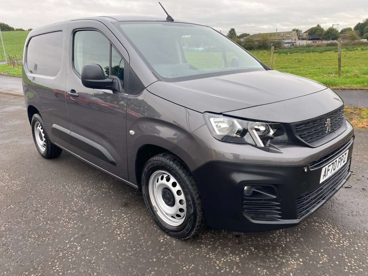 A 2020 PEUGEOT PARTNER 1.5 BlueHDi 1000 Professional Standard NO VAT VAN Euro 6 (s/s) (130 bhp) IM A 2020 PEUGEOT PARTNER 1.5 BlueHDi 1000 Professional Standard NO VAT VAN Euro 6 (s/s) (130 bhp) IM
