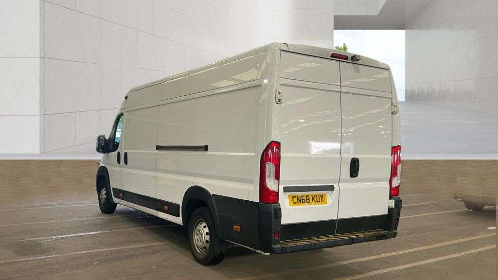 A 2019 CITROEN RELAY 2.0 BlueHDi 35 Enterprise NAV NO VAT VAN L4 High Roof Euro 6 (Heavy) (130 p A 2019 CITROEN RELAY 2.0 BlueHDi 35 Enterprise NAV NO VAT VAN L4 High Roof Euro 6 (Heavy) (130 p