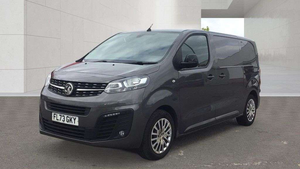 A 2023 VAUXHALL VIVARO 1.5 Turbo D 2700 Pro NAV NO VAT VAN Euro 6 (s/s) (120 ps) IMMACULATE CONDIT A 2023 VAUXHALL VIVARO 1.5 Turbo D 2700 Pro NAV NO VAT VAN Euro 6 (s/s) (120 ps) IMMACULATE CONDIT