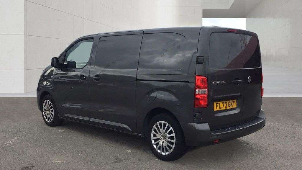 A 2023 VAUXHALL VIVARO 1.5 Turbo D 2700 Pro NAV NO VAT VAN Euro 6 (s/s) (120 ps) IMMACULATE CONDIT A 2023 VAUXHALL VIVARO 1.5 Turbo D 2700 Pro NAV NO VAT VAN Euro 6 (s/s) (120 ps) IMMACULATE CONDIT