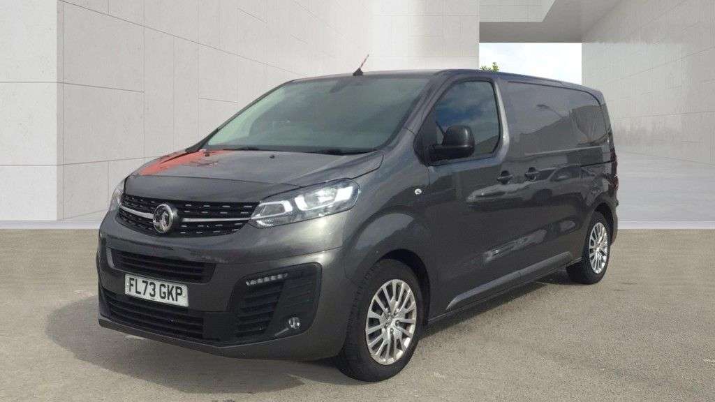 A 2023 VAUXHALL VIVARO 1.5 Turbo D 2700 PRO NAV NO VAT VAN Euro 6 (s/s) (120 ps) IMMACULATE CONDIT A 2023 VAUXHALL VIVARO 1.5 Turbo D 2700 PRO NAV NO VAT VAN Euro 6 (s/s) (120 ps) IMMACULATE CONDIT