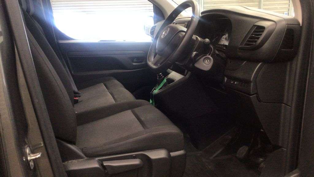 2023 VAUXHALL VIVARO 2023 VAUXHALL VIVARO