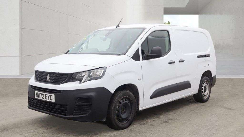 A 2023 PEUGEOT PARTNER 1.5 BlueHDi 850 Professional Premium 5 SEAT NO VAT LWB Euro 6 (s/s) (100 bh A 2023 PEUGEOT PARTNER 1.5 BlueHDi 850 Professional Premium 5 SEAT NO VAT LWB Euro 6 (s/s) (100 bh