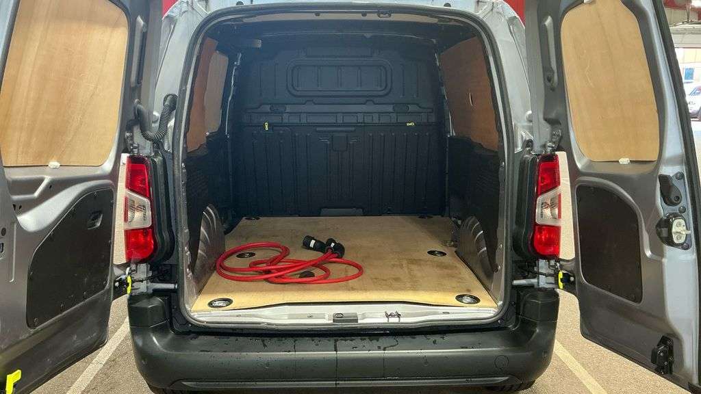 2024 VAUXHALL COMBO ELECTRIC 2024 VAUXHALL COMBO ELECTRIC