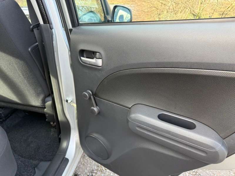 2014 SUZUKI SPLASH 2014 SUZUKI SPLASH