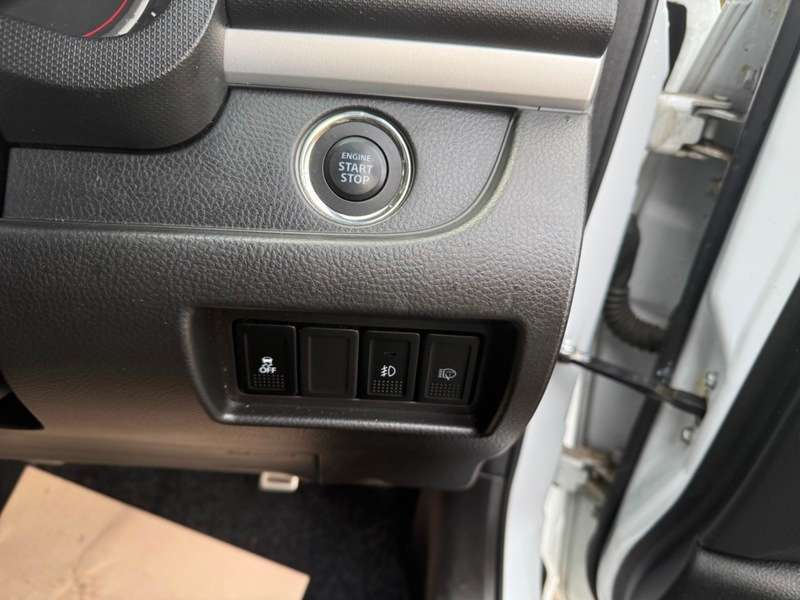 2014 SUZUKI SWIFT 2014 SUZUKI SWIFT