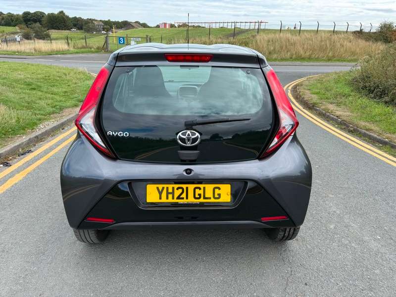 2021 TOYOTA AYGO 2021 TOYOTA AYGO