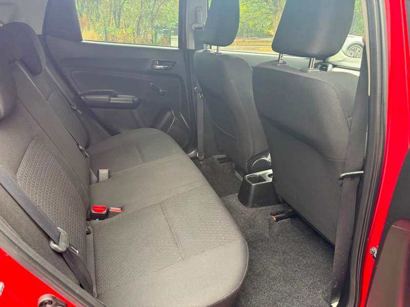 2021 SUZUKI SWIFT 2021 SUZUKI SWIFT