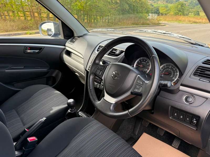 2015 SUZUKI SWIFT 2015 SUZUKI SWIFT