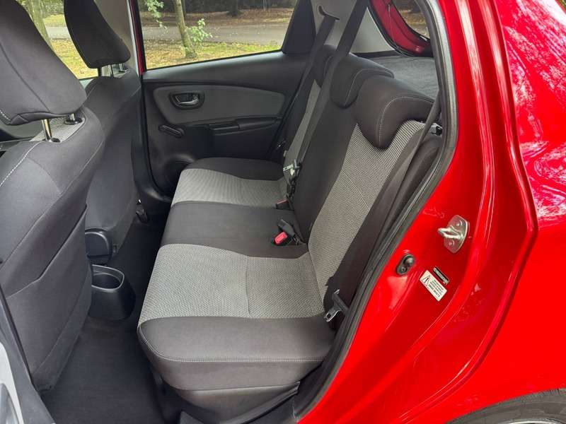 2016 TOYOTA YARIS 2016 TOYOTA YARIS