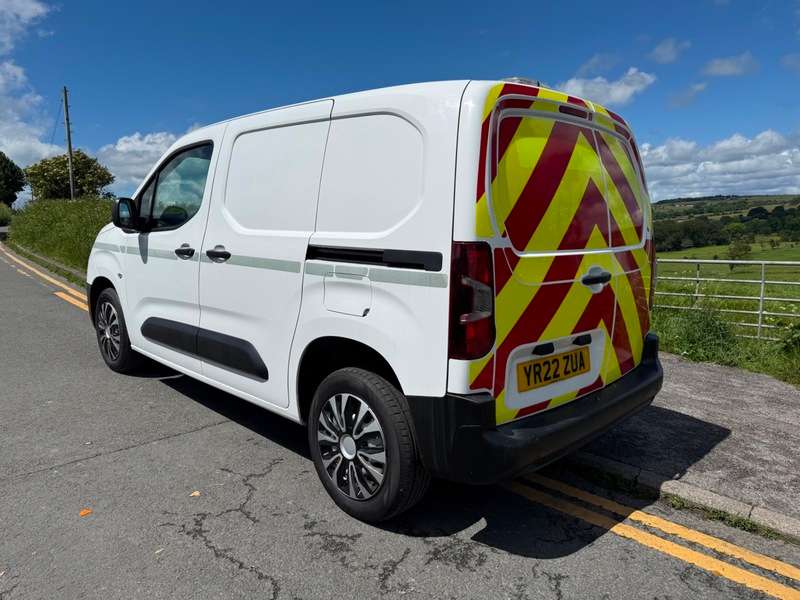2022 TOYOTA PROACE 2022 TOYOTA PROACE
